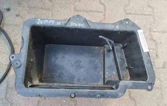 Citroen Jumpy Battery box tray 1400601680 ITA