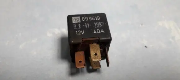 Volkswagen PASSAT B5 Other relay 443919578c