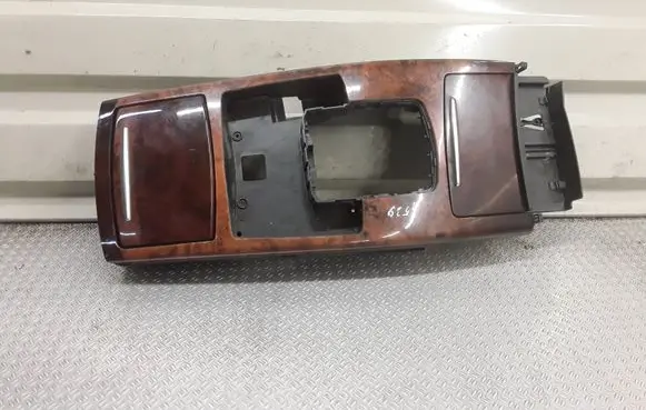 Audi A6 S6 C6 4F Center console 4F1864261B