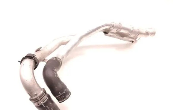 Audi A4 S4 B9 Engine coolant pipe/hose 04E121151D