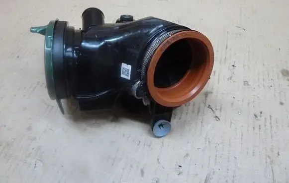 Mercedes-Benz GLC C254 Air intake hose/pipe A6540906201T