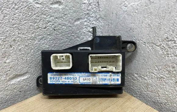 Lexus RX 330 - 350 - 400H Other control units/modules 8922748010 17581