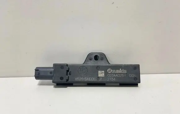 BMW X6 G06 Keyless system antenna 5A1D0B2