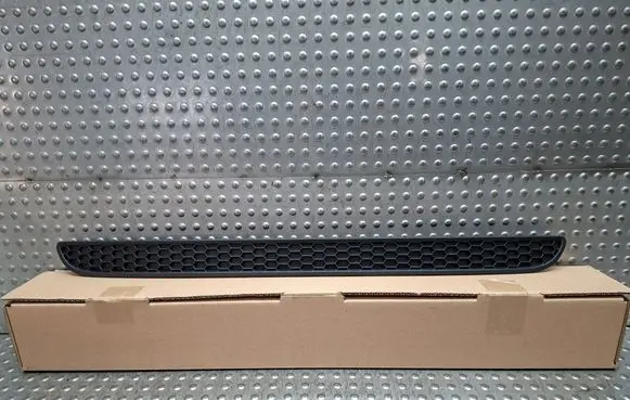 Fiat 500 Front bumper lower grill S26338253 735565272