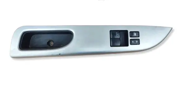 Nissan Micra Quarter vent window switch 