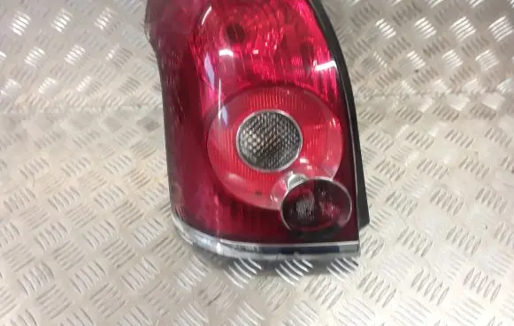 Toyota Avensis T250 Rear/tail lights