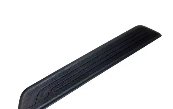 Hyundai i40 Front sill trim cover 858833Z000