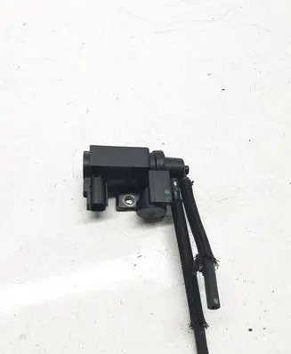 Vacuum valve