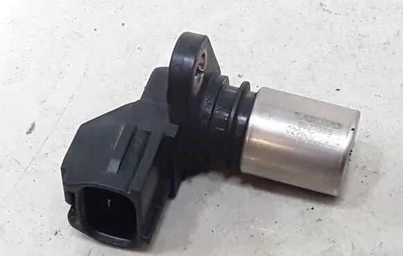 Volvo V50 Crankshaft position sensor 8627355 0296001210