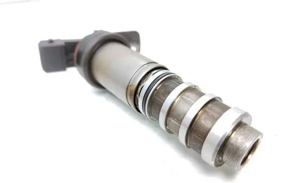 BMW X5 E70 Camshaft vanos timing valve 7585776 11367585776 1315121