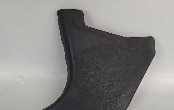 Mercedes-Benz E W212 Foot area side trim A2126800506