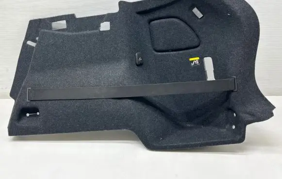 Volvo XC40 Trunk/boot side trim panel 31484940 EL10 61BLECHS