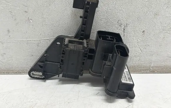 BMW 3 F30 F35 F31 Current control relay 19323000001 929615201