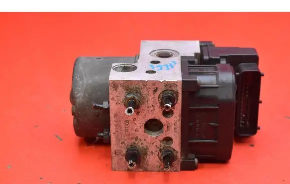 Volkswagen PASSAT B5 ABS Pump 0273004132