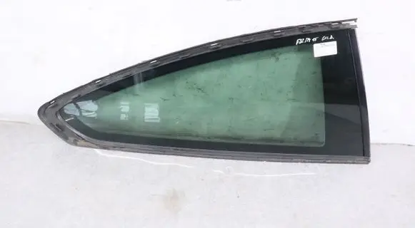 BMW M4 F82 F83 Rear side window 7433346 51377433346