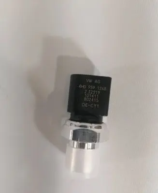 Volkswagen PASSAT B8 Air conditioning (A/C) pressure sensor 4H0959126B