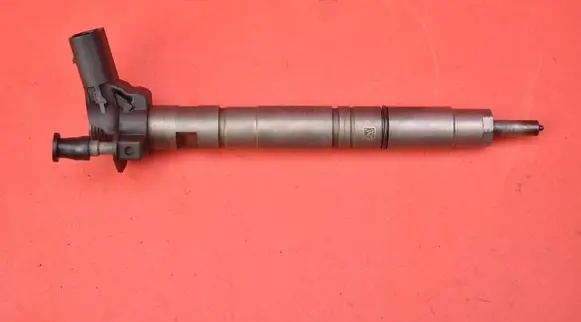 Audi A4 S4 B8 8K Fuel injector 0445116029