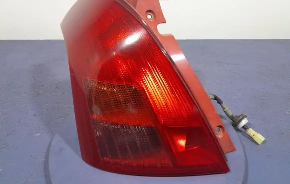 Suzuki Swift I Rear/tail lights 