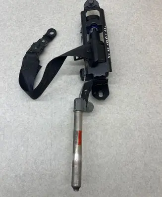 Volvo XC70 Front seatbelt 6075637R0A NAL0511210169