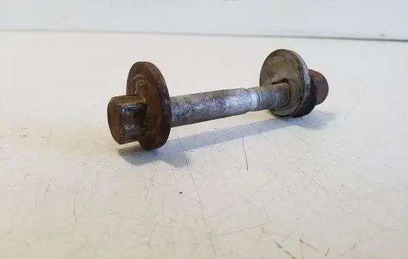 Volvo XC60 Rear suspension camber bolt 