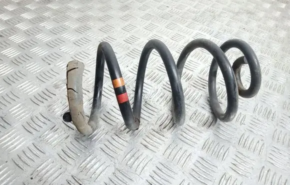 Nissan Qashqai Rear coil spring