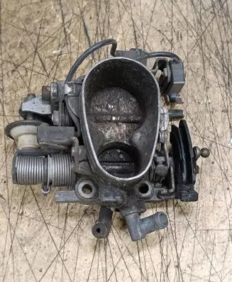 Audi 100 S4 C4 Throttle body valve 31446300