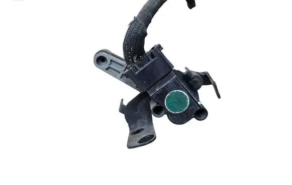 Jaguar F-Pace Rear air suspension level height sensor HK833C280DA 304210 18133