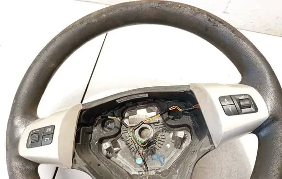 Opel Corsa D Steering wheel buttons/switches 
