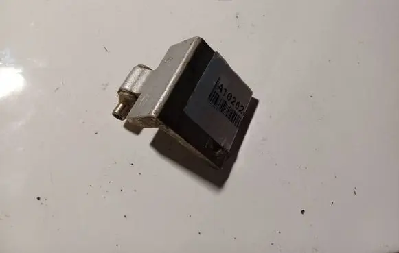 Peugeot 406 Front door upper hinge 