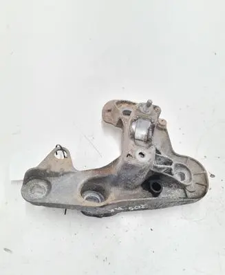Audi A6 S6 C6 4F Engine mounting bracket 4F0199351AG