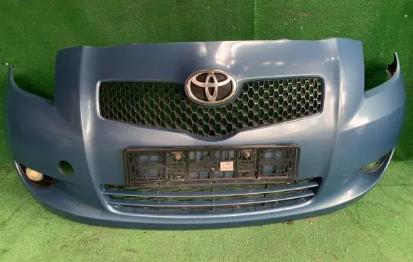 Toyota Yaris Front bumper 