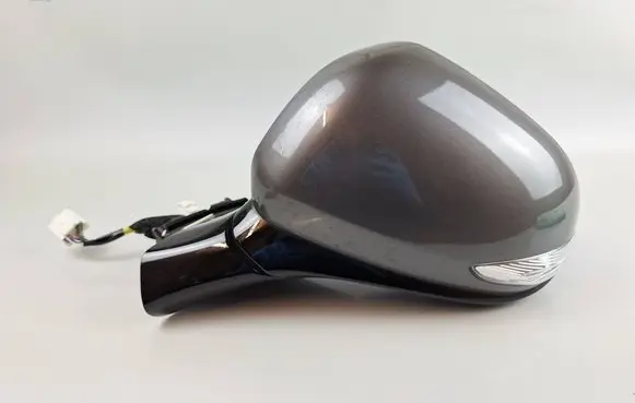 Hyundai Santa Fe Front door electric wing mirror E13049812 E13049813