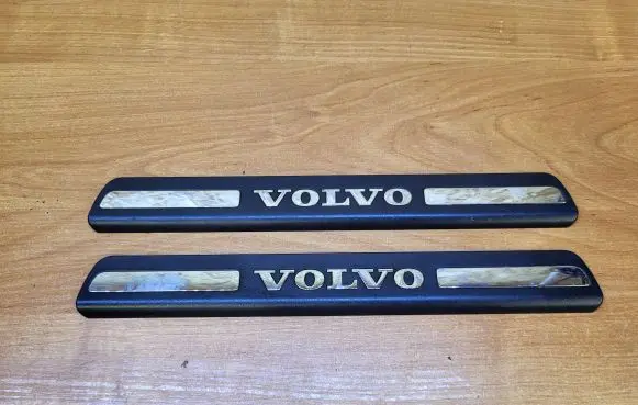 Volvo S80 Rear sill trim cover 8659961