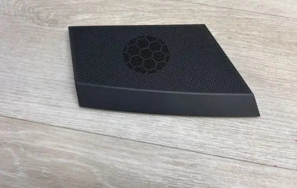Side speaker trim/cover