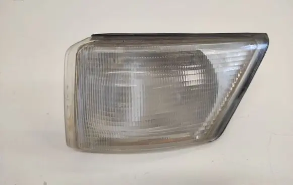 Iveco Daily 35 - 40.10 Front indicator light 1315106148