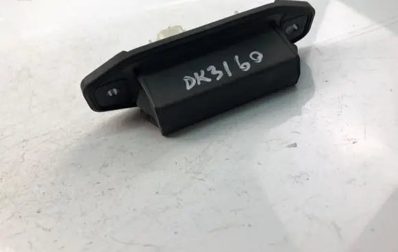 Toyota Corolla E160 E170 Front door exterior handle 15F127