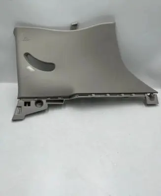 Nissan Leaf II (ZE1) (D)pillar trim (top) 769345SH0A