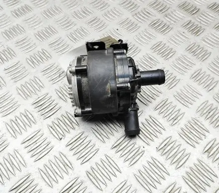 Fisker Ocean Electric auxiliary coolant/water pump FM2930130028A