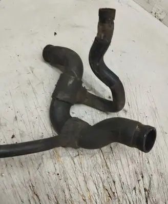 Audi A6 S6 C4 4A Air intake hose/pipe