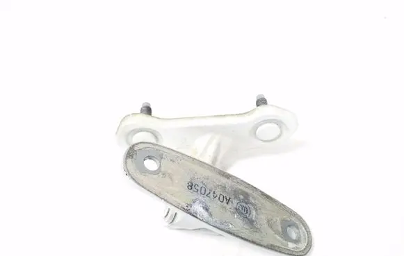 Mercedes-Benz E W212 Front door upper hinge A2047201537
