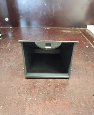 Glove box