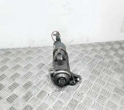 Volkswagen Golf IV Starter motor
