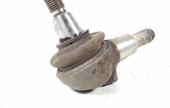 Mercedes-Benz E W212 Front ball joint A2123300135