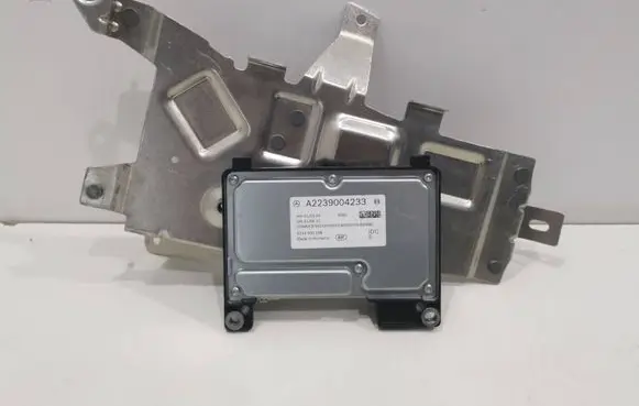 Mercedes-Benz C W205 Other control units/modules A2239004233 0214000198 SW214611