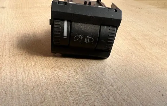 Skoda Octavia Mk2 (1Z) Headlight level height control switch 1Z0941333