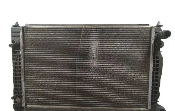 Audi A4 S4 B6 8E 8H Coolant radiator