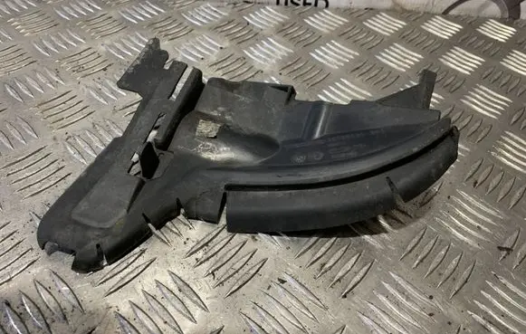 Volvo XC70 Intercooler air guide/duct channel 30796390
