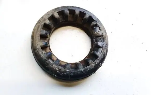 Volvo V40 Front coil spring rubber mount AV615599DD