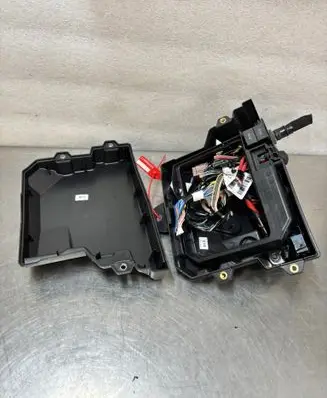 Fuse box set