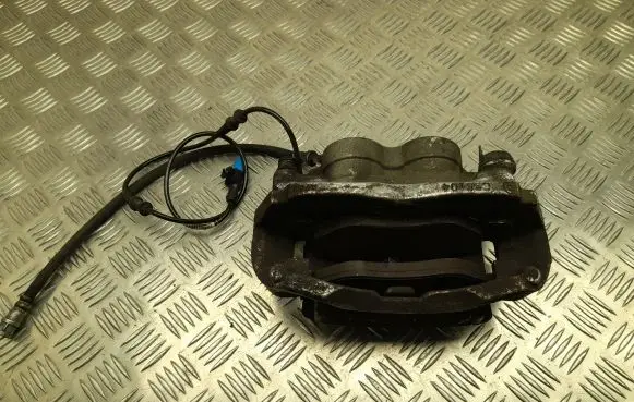 Mercedes-Benz Sprinter W907 W910 Front brake caliper A9074219100